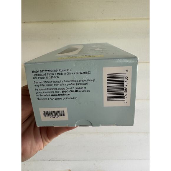 NEW Conair GIRLBOMB Nose Face Brow Trimmer Set for Women Battery Operated White - Picture 2 of 5